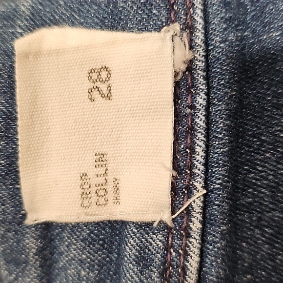 Hudson Collin Flap Skinny Crop Distressed Jeans Color DKBL Size 28 EUC MSRP $195 - Picture 2 of 11